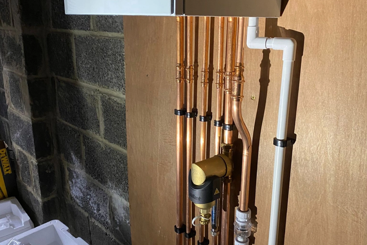 vaillant boiler installation - imaa plumbing - clapham plumber